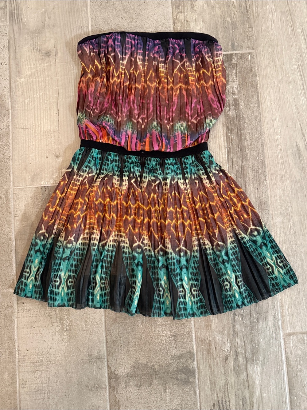 BCBGMaxAzria Multicolor Strapless Pleated Dress with Teal and Pink Accents